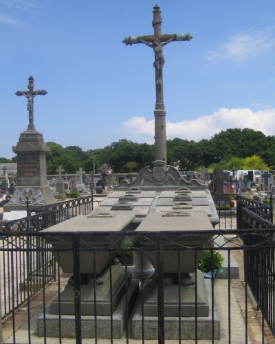 PLZ_kersauson-tombes1-1